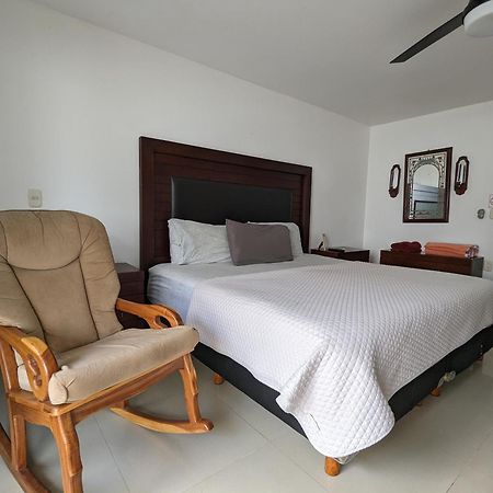 Villa Aurora Beautiful Beachfront Apartment Канкун Экстерьер фото