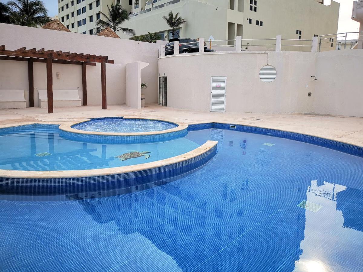 Villa Aurora Beautiful Beachfront Apartment Канкун Экстерьер фото