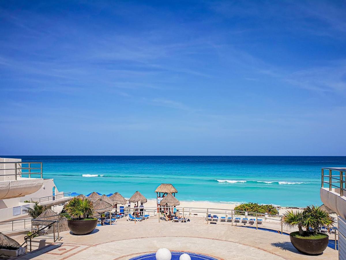 Villa Aurora Beautiful Beachfront Apartment Канкун Экстерьер фото